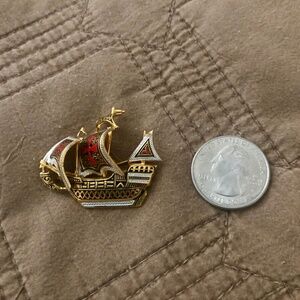 Christian Cross Pattee Ship Lapel Pin/Brooch